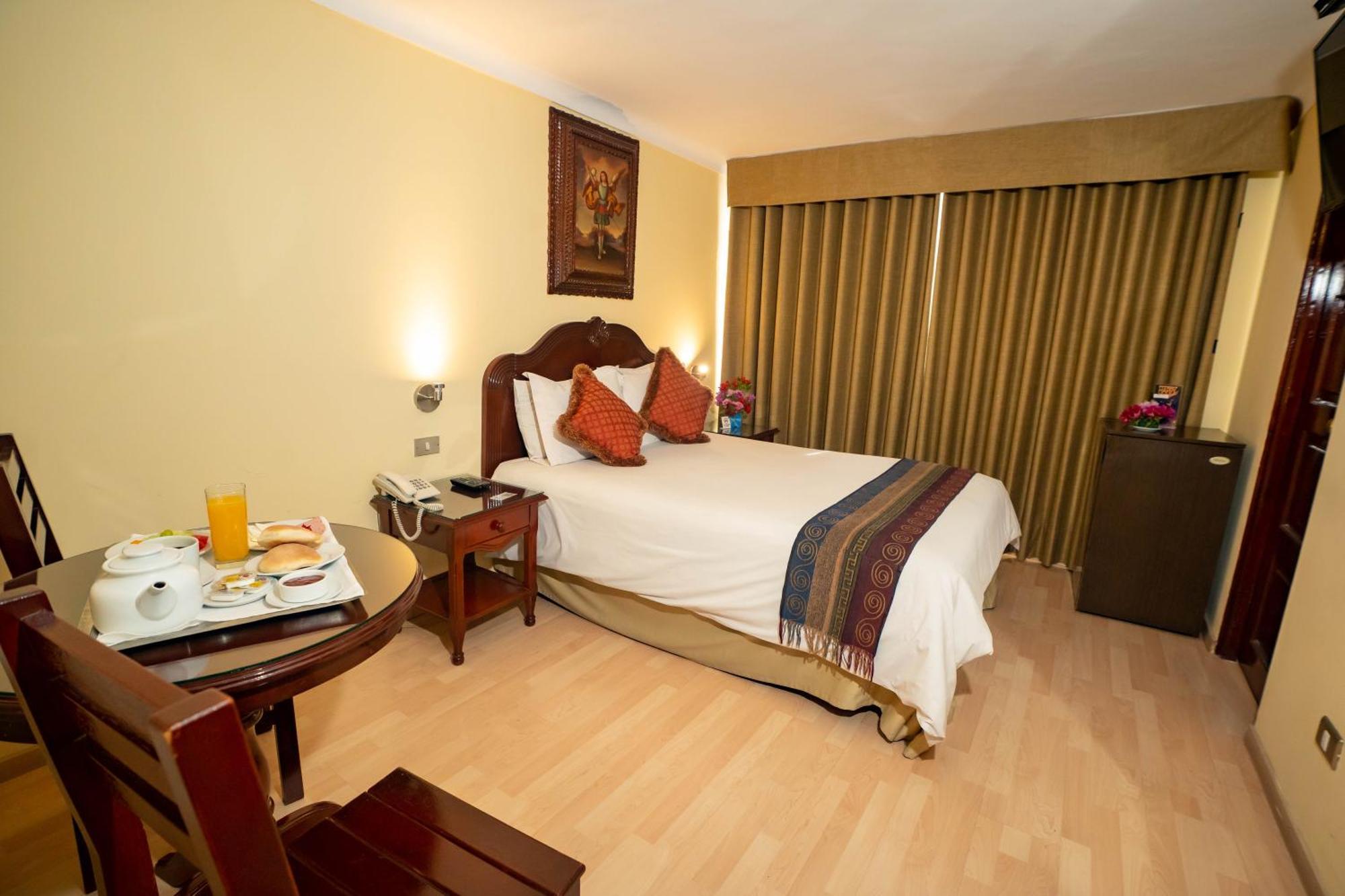 Hotel Agustos Cuzco Zewnętrze zdjęcie